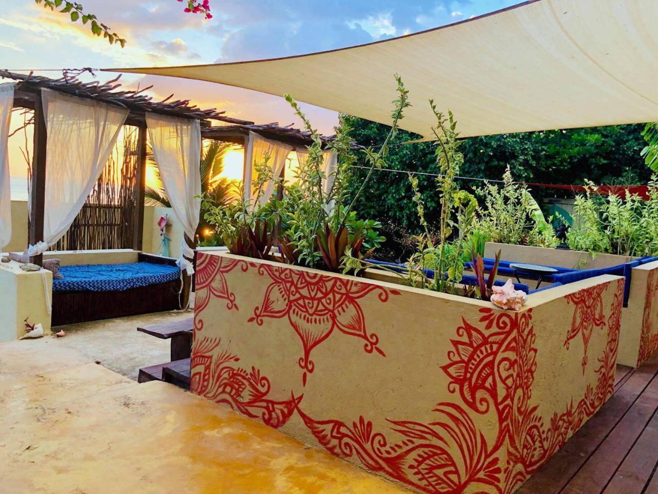 Katamah Beachfront Guesthouse Treasure Beach Εξωτερικό φωτογραφία